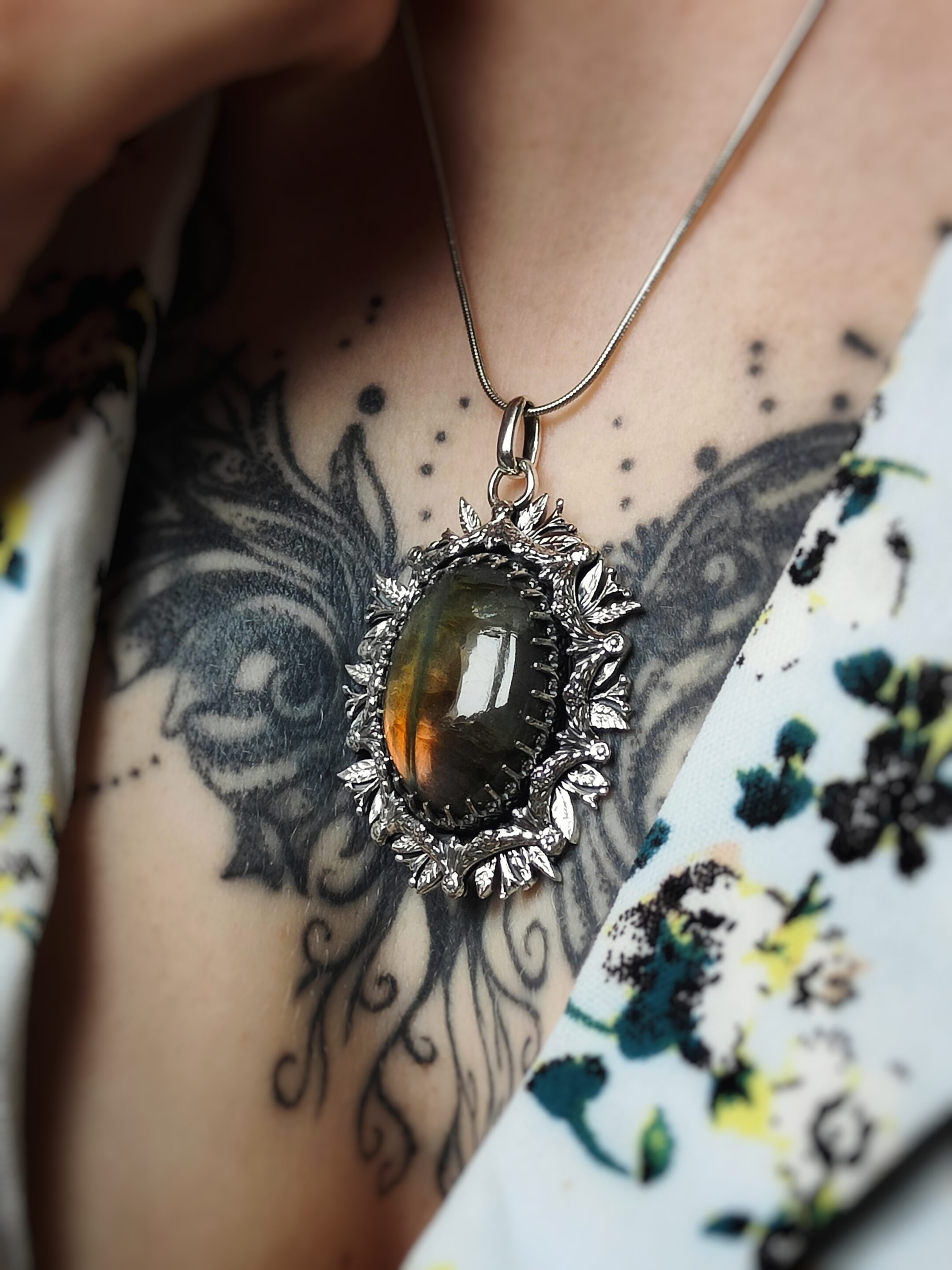 Collier Labradorite • Lueurs de printemps – Image 7