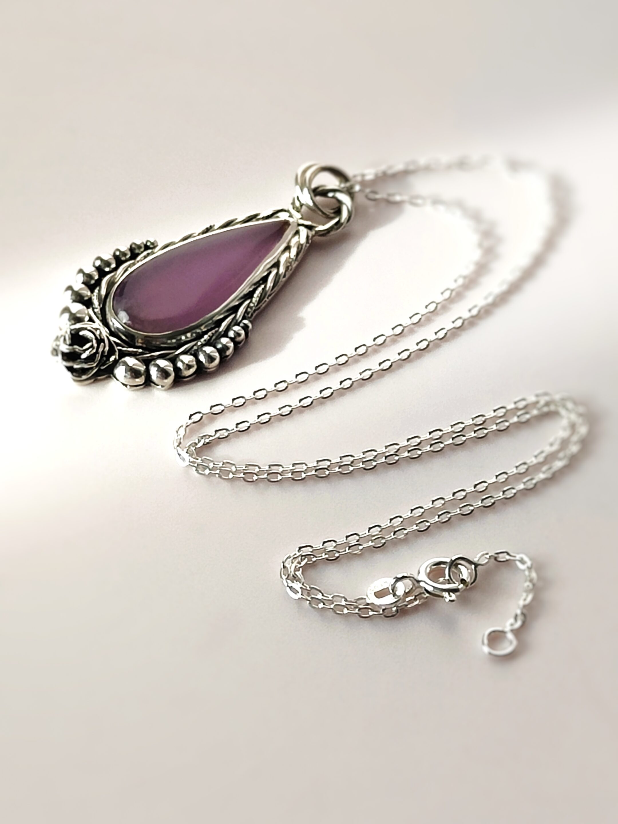 Collier Calcédoine violette – Image 5